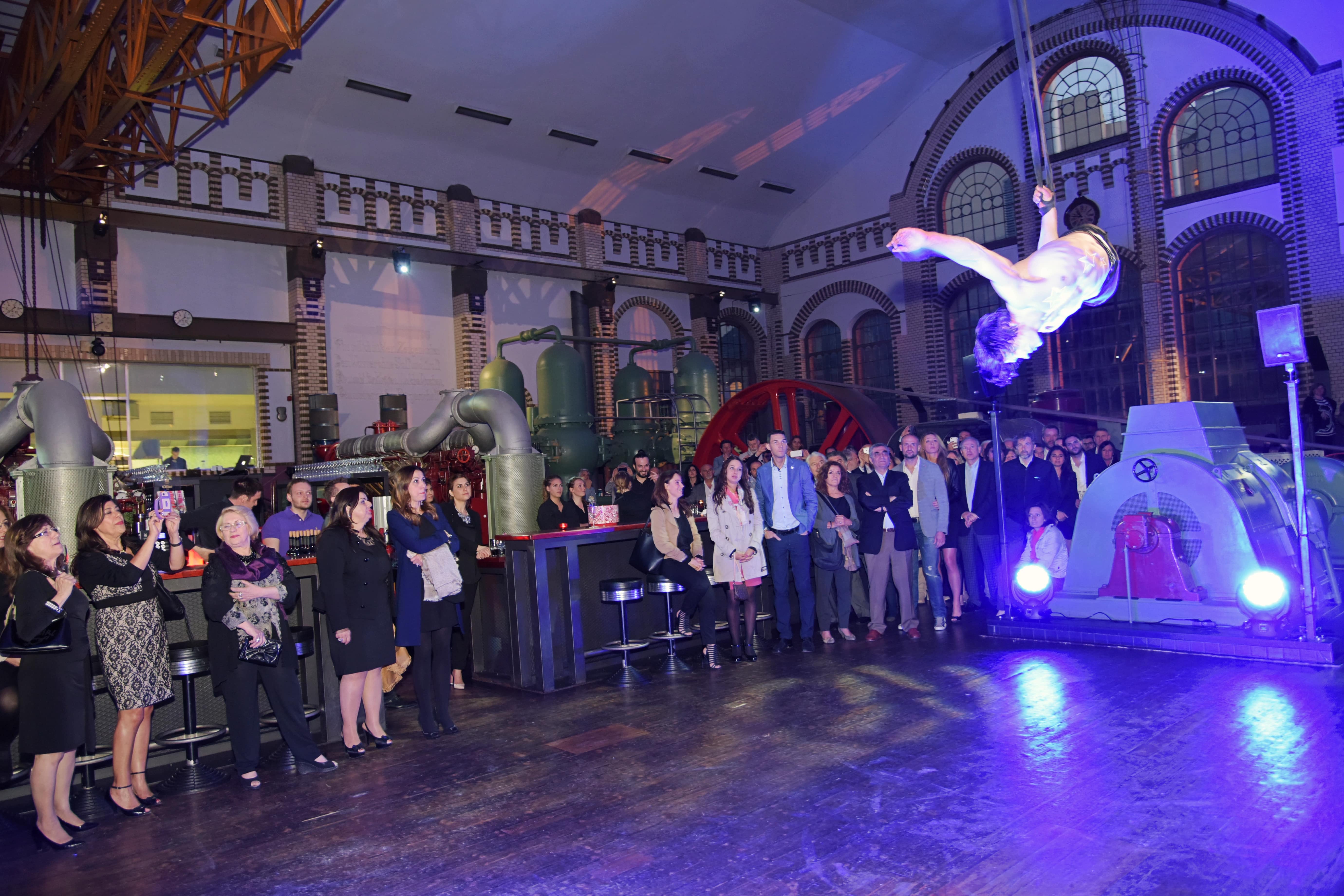 ACROBATA BENEFIT AZIENDALE