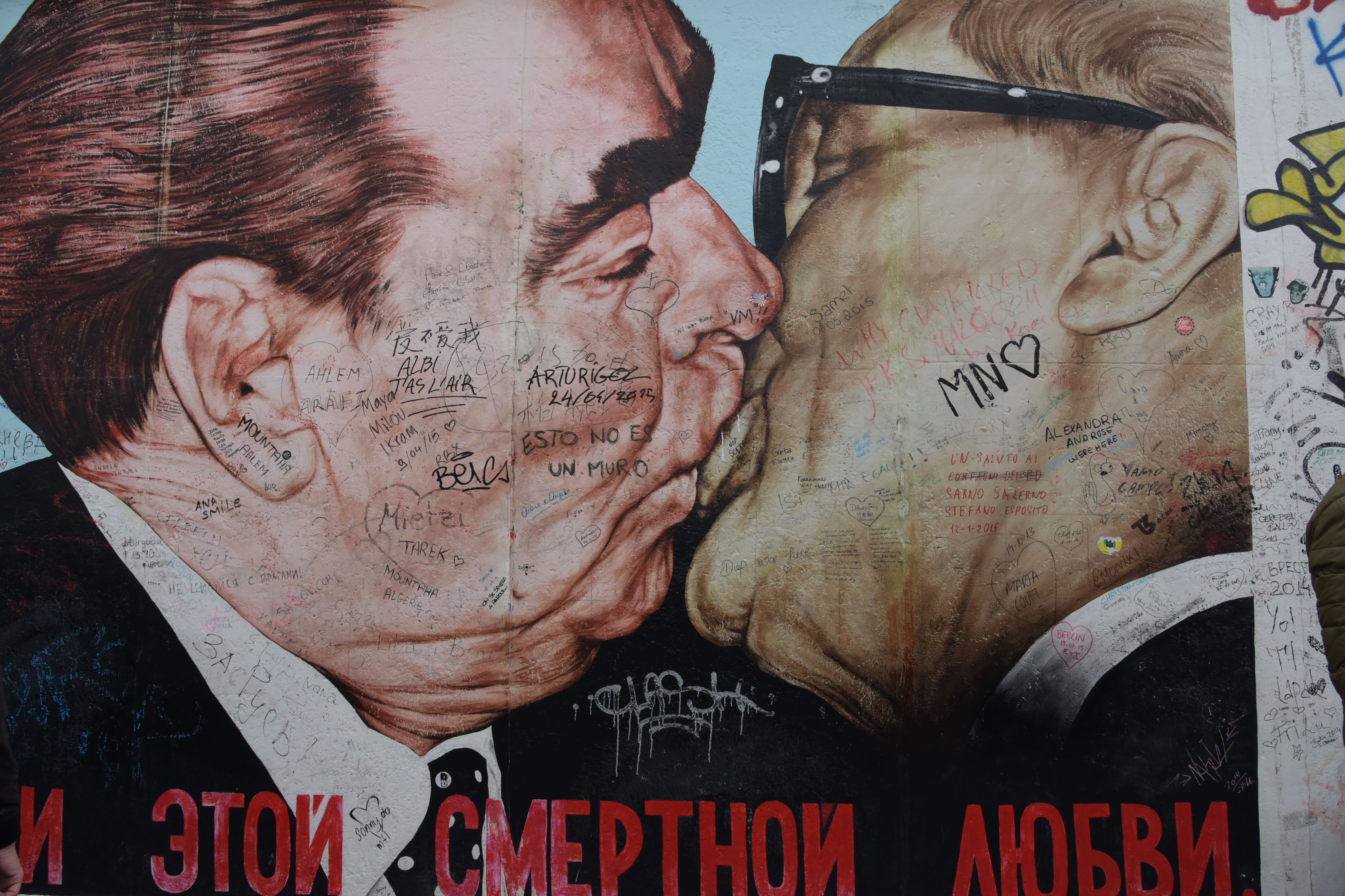 BERLINO MURO MURALES