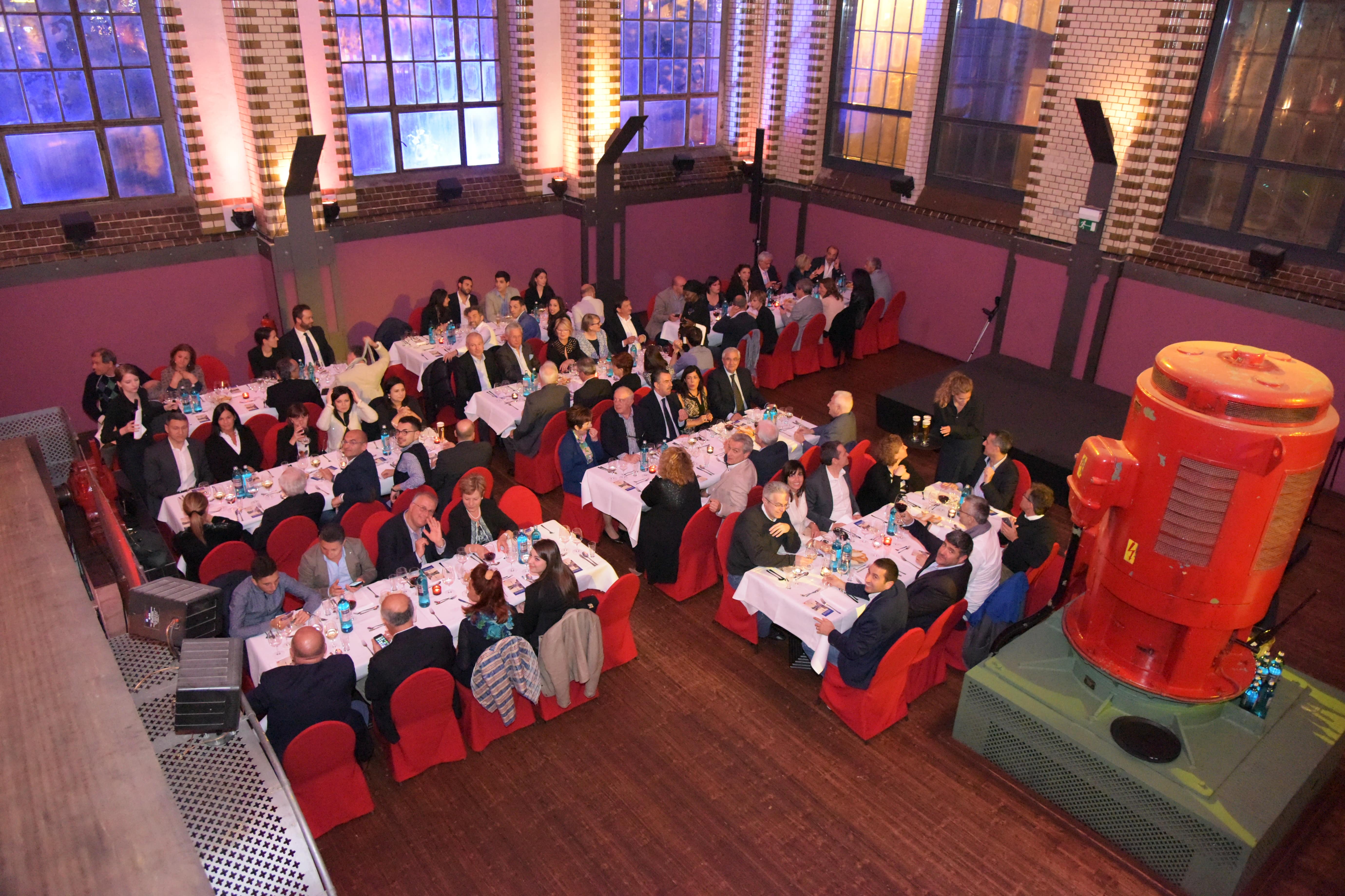 CENA RISTORANTE AZIENDA