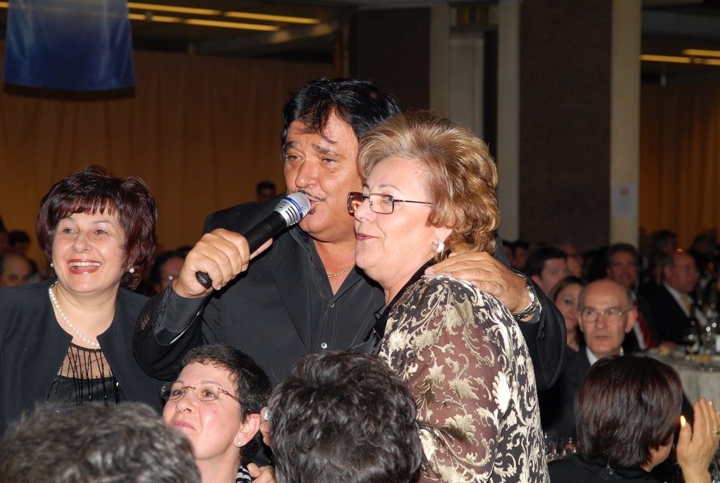 KARAOKE CENA